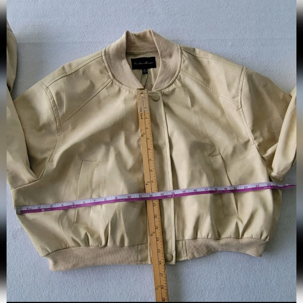 HUNTER & BROWN Women's Tan Leather Jacket NWT Size L‎ And XL Color Beige